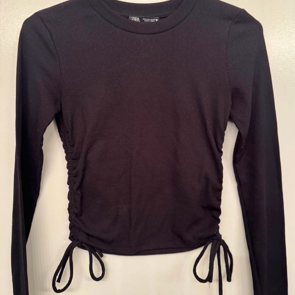 Zara Black Long Sleeve Ruched Tee